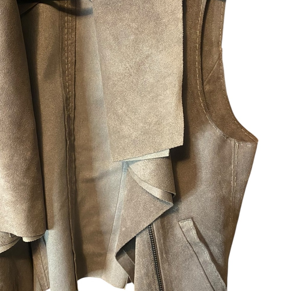 BCBGMaxAzria Boho Brown Faux Suede Draped Vest Small - Picture 4 of 8